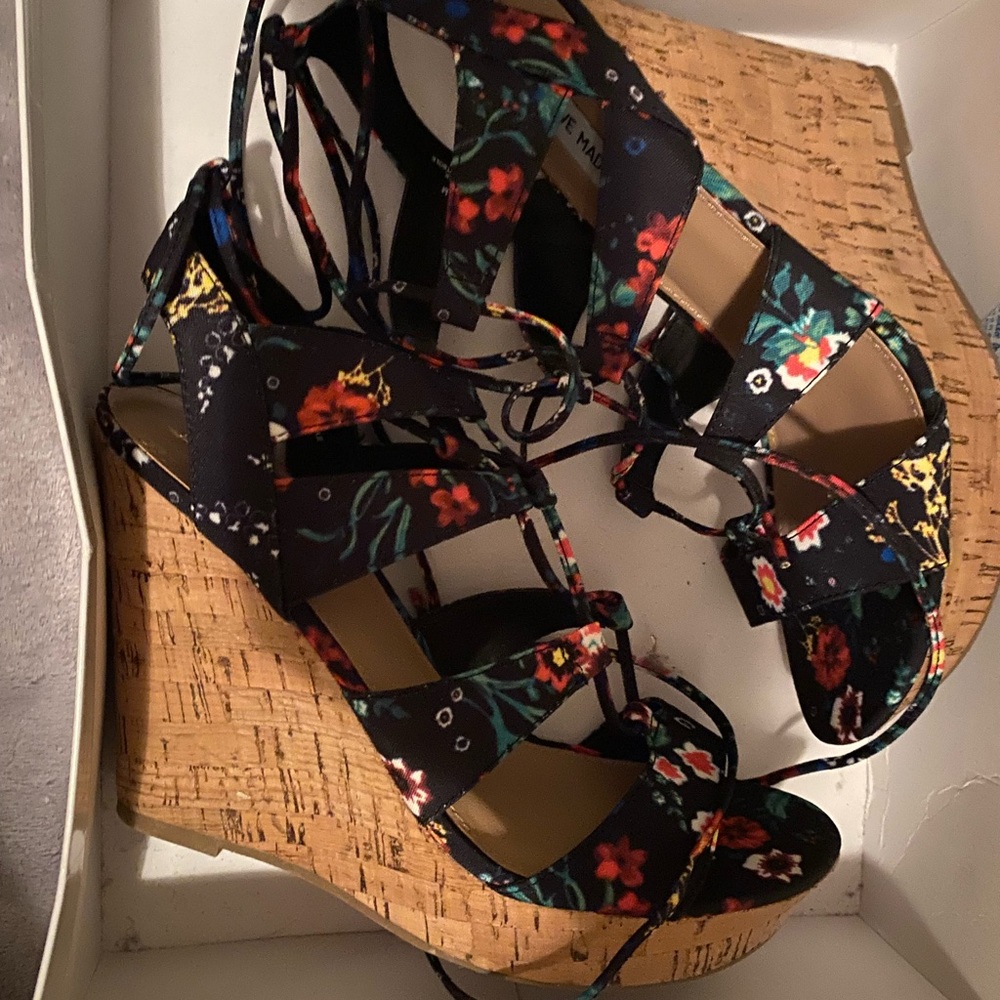 Steve Madden Wedges - Picture 1 of 4